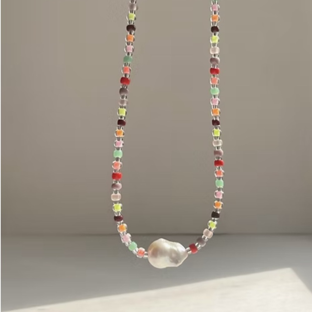 Hattie Buzzard The Luxe Pearl Necklace in Neapolitan